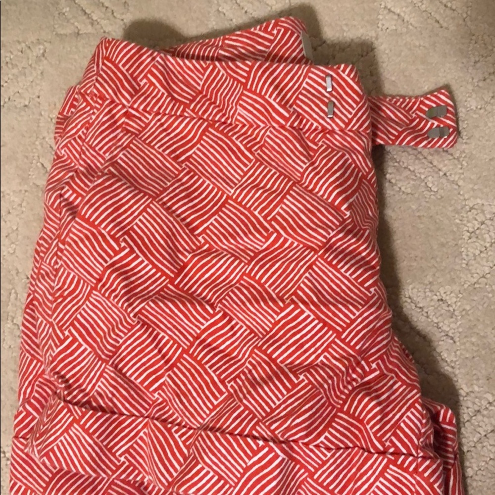 Shorts - Picture 3 of 3